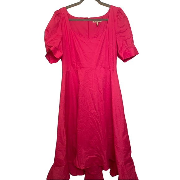 BCBGeneration Dresses & Skirts - BCBGGeneration Hot Pink Dress Size 14